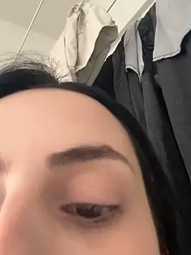 Morguisssz online show from April 21, 4:14 pm