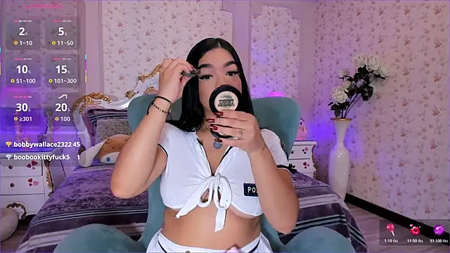 AllissonJames online show from November 5, 11:48 am