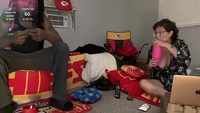 KcChiefBBC69 online show from May 4, 4:05 am