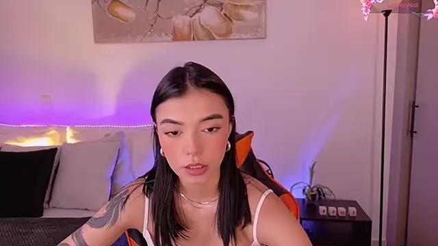 AnabelWolf online show from March 5, 3:19 pm