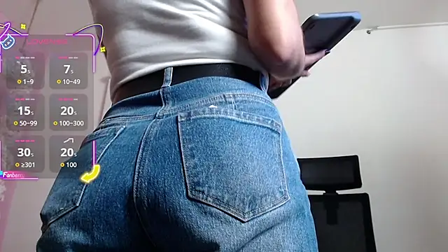 GeorginaBianco online show from February 24, 12:15 pm