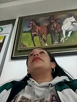 yaz guzman online show from September 28, 11:04 am