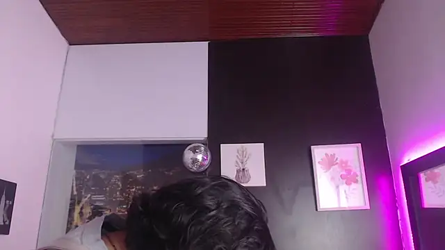 Lili Gomez  online show from November 2, 12:08 pm