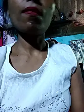 Snapshot of Sweet--Angel chatting on September 21, 5:44 pm Sweet--Angel online show from September 21, 5:44 pm