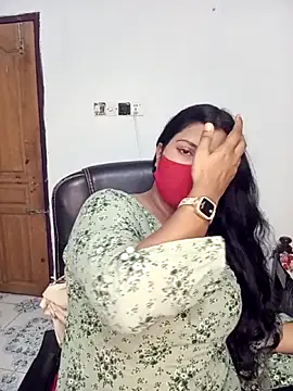 Hot-Angel  online show from October 18, 5:15 pm