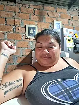 Snapshot of chubby_sexy_big_tits chatting on October 14, 11:18 pm chubby sexy big tits online show from October 14, 11:18 pm