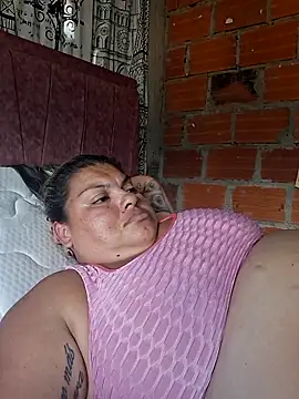 Snapshot of chubby_sexy_big_tits chatting on September 20, 5:55 pm chubby sexy big tits online show from September 20, 5:55 pm