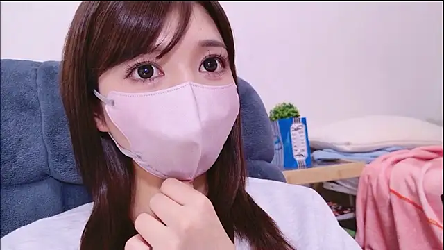 Runarunapi online show from April 7, 4:20 pm