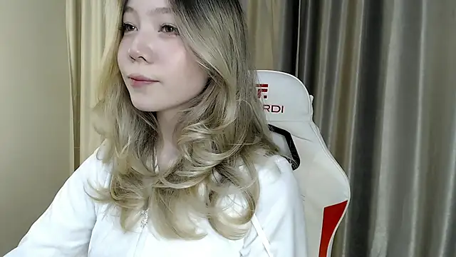 Snapshot of Babby_Rabbit chatting on October 20, 9:29 pm Babby Rabbit online show from October 20, 9:29 pm