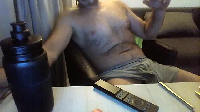 Snapshot of Avamereandmikel chatting on September 9, 11:48 pm Avamereandmikel online show from September 9, 11:48 pm