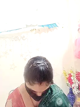 Snapshot of Cute-Monika chatting on October 6, 9:04 am Cute-Monika online show from October 6, 9:04 am