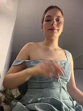 NicoleCut online show from June 2, 10:55 pm