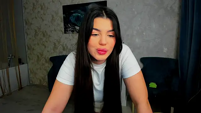 AlluringAriel online show from April 24, 12:41 pm