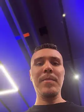 adam-rivera online show from April 14, 9:04 pm