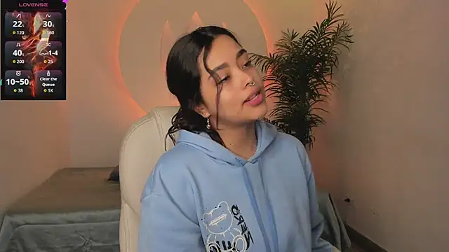 Ariana Pierce online show from November 29, 1:04 pm