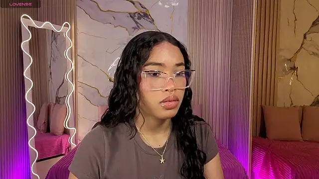 penelope tay1 online show from April 13, 3:30 am