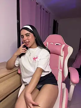 Emily-14 online show from June 3, 5:08 am