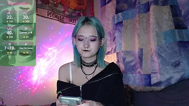 Snapshot of Milten-Trish chatting on October 20, 12:02 am Milten-Trish online show from October 20, 12:02 am