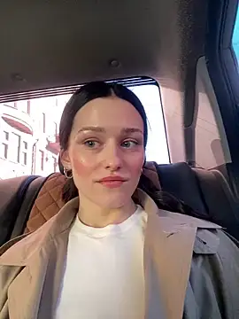 Mia Mia M online show from April 9, 1:38 pm