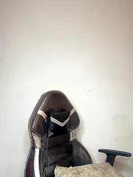 SaraBraun  online show from January 5, 6:33 pm