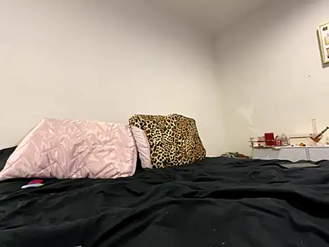 Charismasweets online show from October 19, 1:51 am