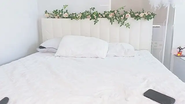 Snapshot of Akina_starr chatting on September 29, 4:28 am Akina starr online show from September 29, 4:28 am