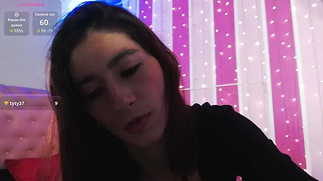 aitana ag online show from November 5, 12:43 pm