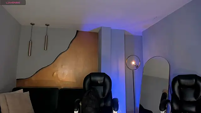 MiaFarrell  online show from October 24, 5:53 pm