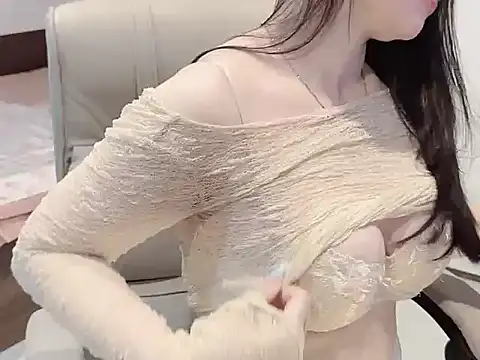 Snapshot of Eva-Public chatting on October 1, 5:07 pm Eva-Public online show from October 1, 5:07 pm