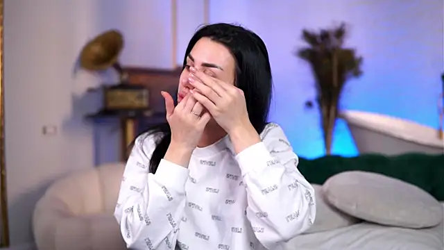 Jenna Day online show from January 14, 8:19 am