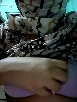 sunita-doll online show from April 6, 1:38 am