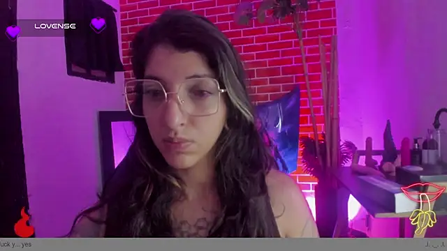 Snapshot of marlenna chatting on October 10, 12:43 pm marlenna online show from October 10, 12:43 pm