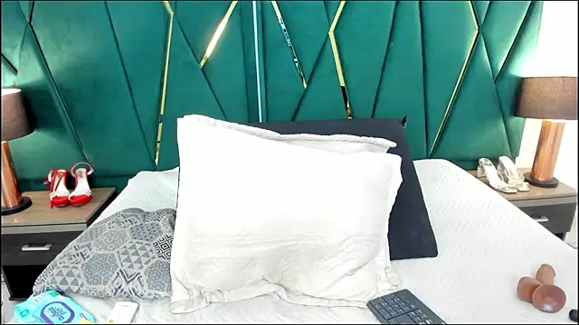 Tamara Myller online show from March 14, 1:01 pm