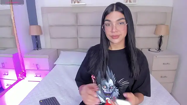 RoseCassie online show from October 11, 2:09 pm