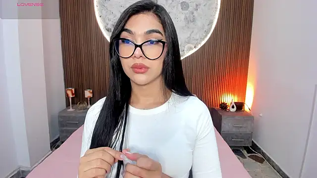 RoseCassie online show from March 26, 12:51 pm