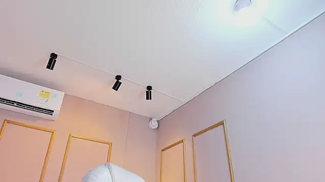 PerlaPreciosa online show from February 17, 4:01 am