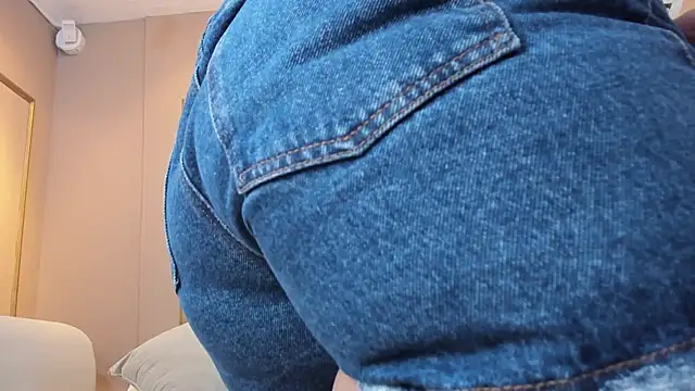 PerlaPreciosa online show from October 3, 4:28 am