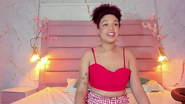 loladupont online show from October 8, 3:11 am