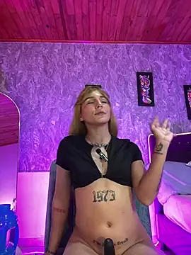 Little lili19 online show from June 2, 6:03 am