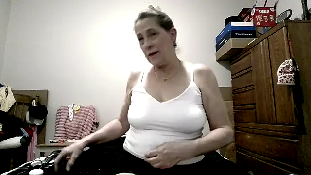 Keywest Kate online show from October 25, 12:07 am