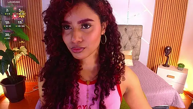 charlottee white online show from March 2, 8:04 pm