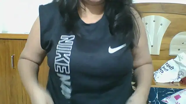 Riya Stream01 online show from March 31, 6:08 pm