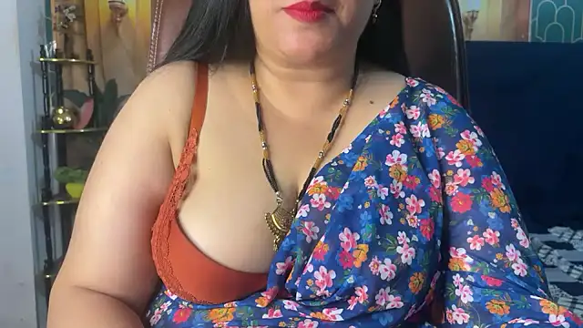 FlatVincy4 online show from April 19, 10:04 am