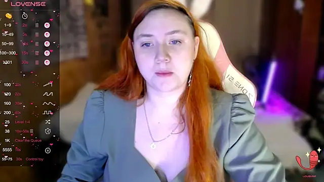 Bitchy Lily online show from December 3, 7:38 pm