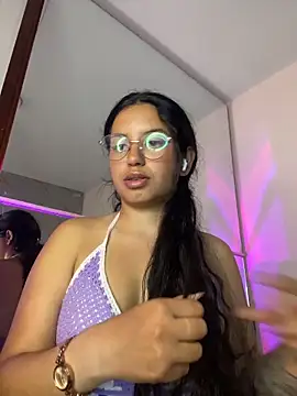 Rosita forever  online show from May 29, 7:01 pm