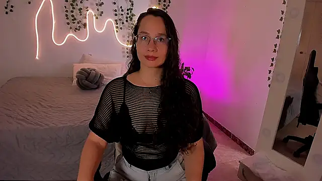 emmaTorres1 online show from November 26, 2:18 pm