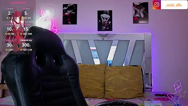 supradoll online show from November 6, 5:08 pm