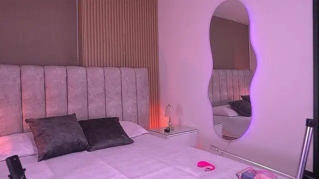 sam lewins online show from February 27, 7:35 pm