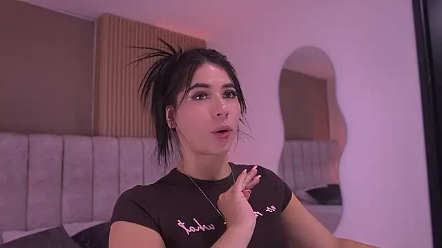 sam lewins online show from March 18, 7:30 pm