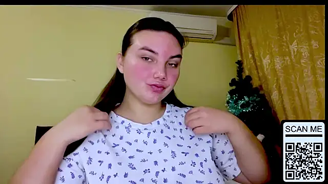 Dreamyblushfairy online show from February 6, 3:32 am